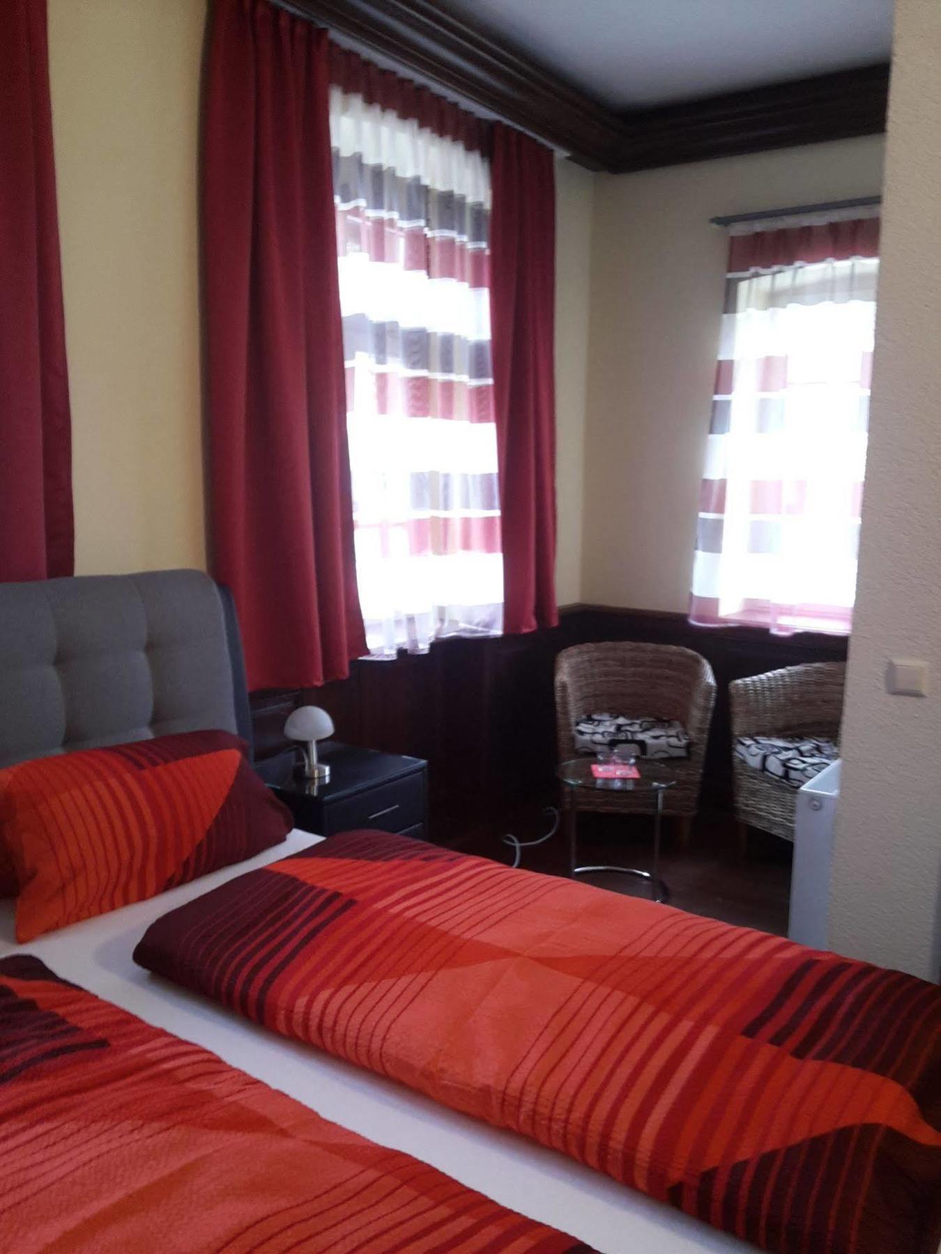 Hotel Zum Schwanen Leimen  Exteriér fotografie